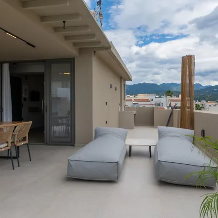 Aequor Mare Apartment Farai